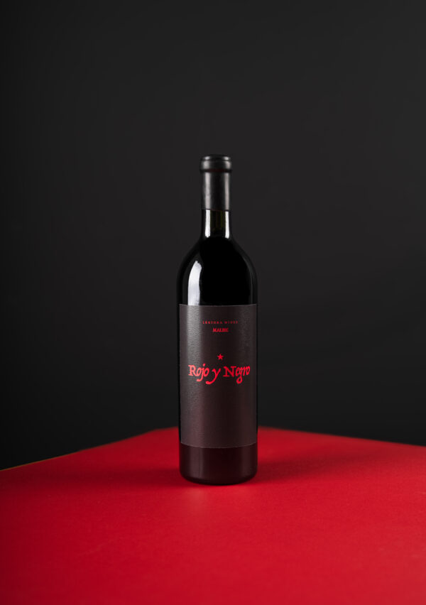 ROJO Y NEGRO